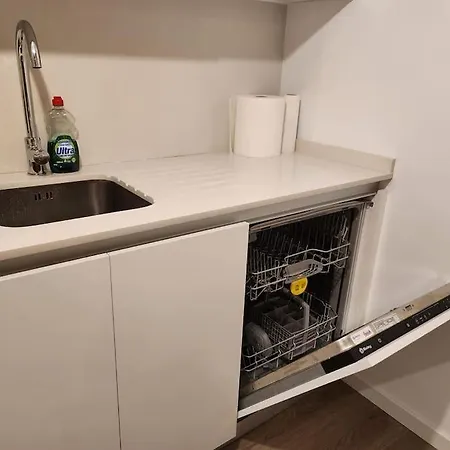 Apartment 2 Bed Luxury In Estepona, Parking & Pools *