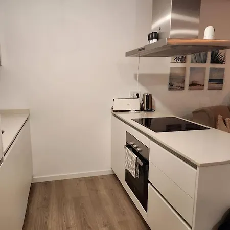 Apartment 2 Bed Luxury In Estepona, Parking & Pools