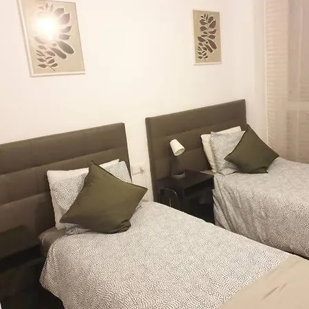 Apartment 2 Bed Luxury In Estepona, Parking & Pools *